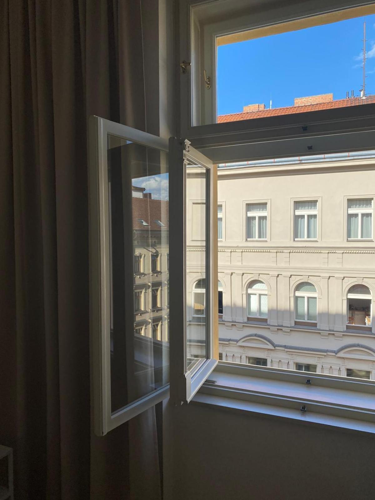 Modern Letna * Prag